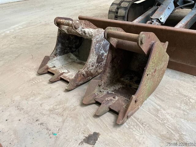 Miniekskavators Takeuchi TB 230
