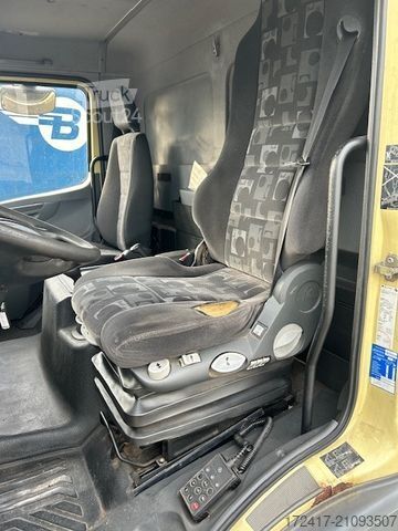 شاحنة صندوقية MERCEDES-BENZ ATEGO 818 816 BLUMENKOFFER LUFTFEDERUNG MANUEL