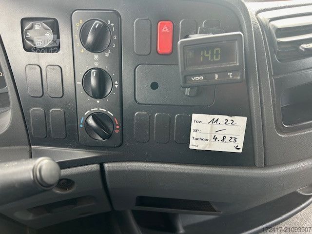 شاحنة صندوقية MERCEDES-BENZ ATEGO 818 816 BLUMENKOFFER LUFTFEDERUNG MANUEL