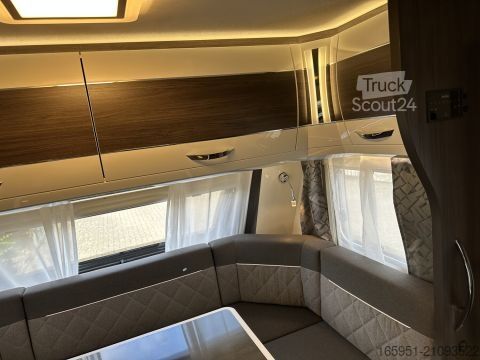 Τροχόσπιτο Hobby Prestige 560 WFU 2000kg Fußbodenerwärmung