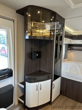 Τροχόσπιτο Hobby Prestige 560 WFU 2000kg Fußbodenerwärmung