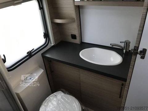 Τροχόσπιτο Fendt Bianco Activ 560 SKM 2000kg TV-HaöterDekopaket