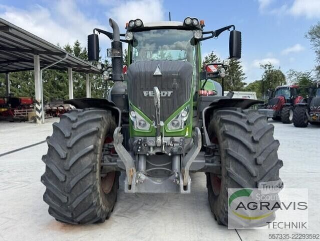 Traktorius Fendt 828 VARIO S4