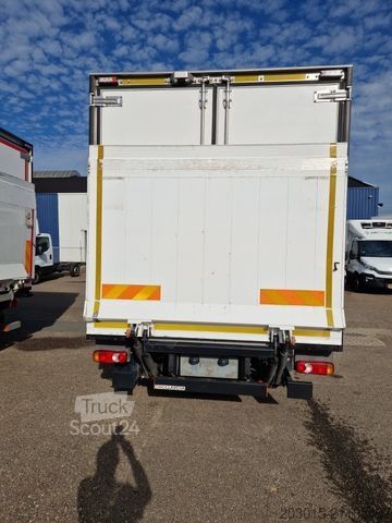 Izotermiczny van chłodnia MITSUBISHI Canter Fuso 7 C 15