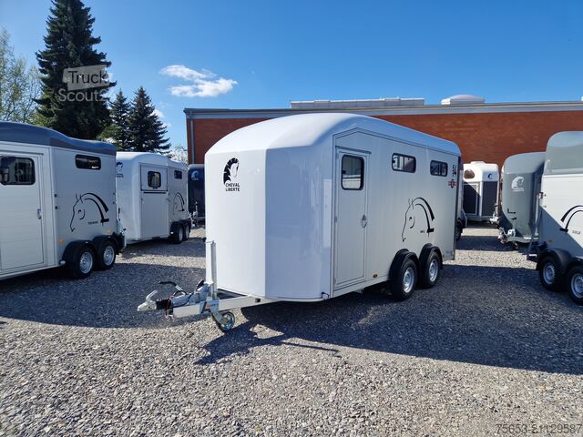 Paardentransportaanhanger Cheval Liberté Maxi 4 Vollausstattung bis 4 Pferde Neu