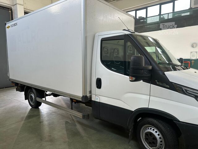 κλειστό βαν iveco Daily 35
