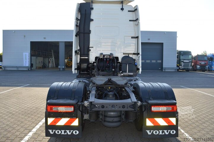 Standartinis vilkikas VOLVO FH 460 Globetrotter XL i-Save I-ParkCool