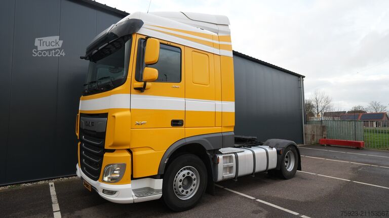 Standaard-SZM DAF XF 430 Space Cab tractor unit