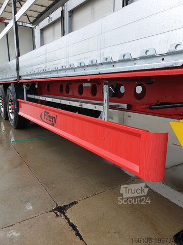 Причіп з бортовою платформою та тентом FLIEGL 3-Achs Gardine SDS 390 RoadRunner