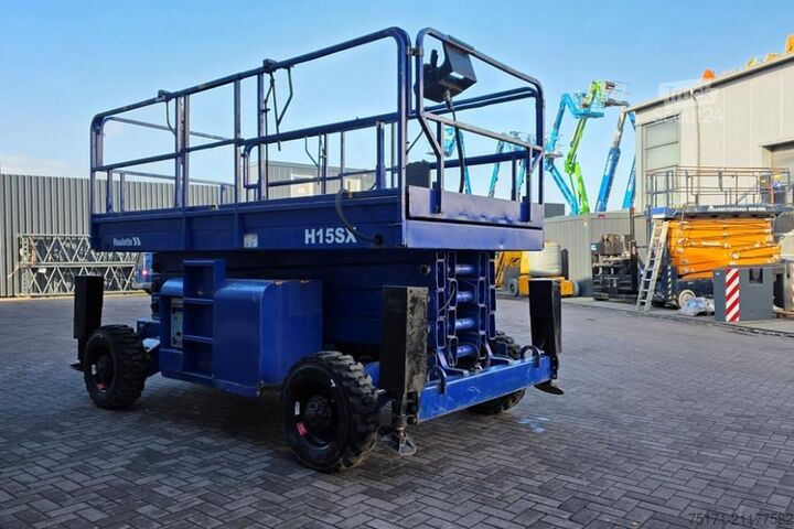 Pont élévateur à ciseaux Haulotte H15SX As-Is, Diesel, 4x4 Drive 15 Working Height,