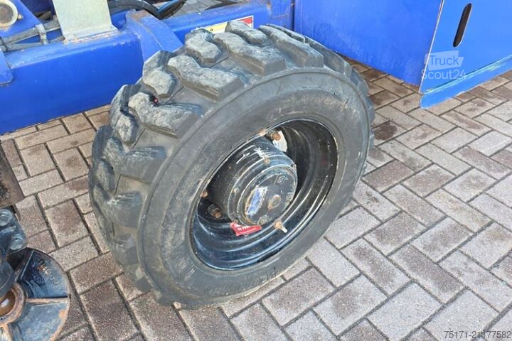 Pont élévateur à ciseaux Haulotte H15SX As-Is, Diesel, 4x4 Drive 15 Working Height,