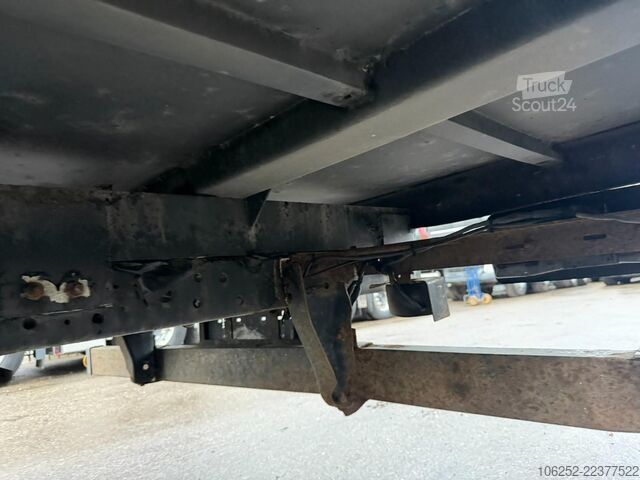 Plateforme de chargement ouverte ISUZU NPR77 - 3.5T - 3.0L DIESEL - PICK-UP 4m75 - MAN...