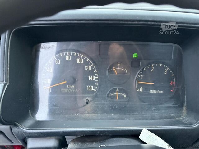 Plateforme de chargement ouverte ISUZU NPR77 - 3.5T - 3.0L DIESEL - PICK-UP 4m75 - MAN...