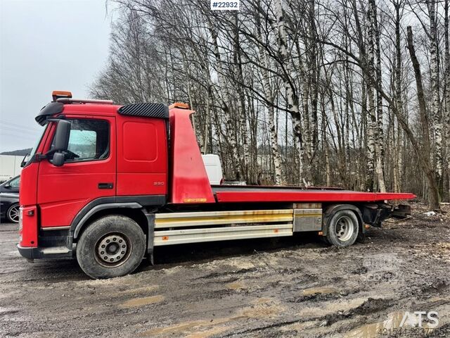  Volvo FM330 recovery truck.