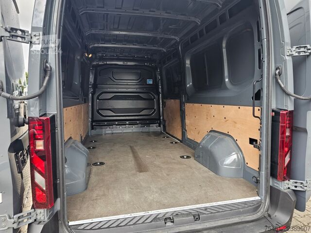 Duba panelată Renault Master 35 Kasten L3H2 AHK Holzboden
