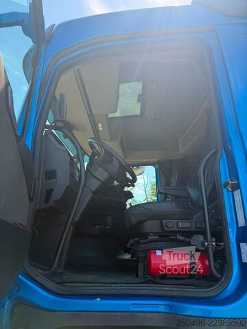  Volvo FH 540 8x4  ARRIVING IN TWO WEEKS ! / PK 92002 ...