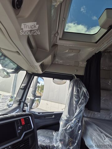 Ribaltabile scarrabile con Hiab Multilift Ultima Iveco X-WAY Fahrgestell AS280 X 53Y/PS ON