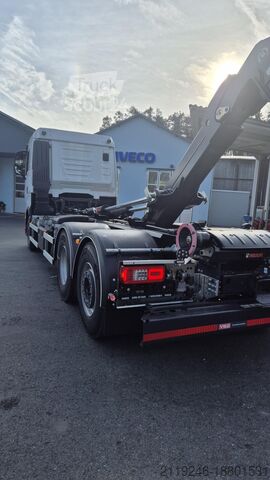 Ribaltabile scarrabile con Hiab Multilift Ultima Iveco X-WAY Fahrgestell AS280 X 53Y/PS ON