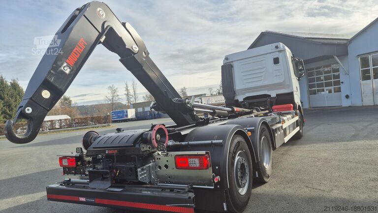 Ribaltabile scarrabile con Hiab Multilift Ultima Iveco X-WAY Fahrgestell AS280 X 53Y/PS ON