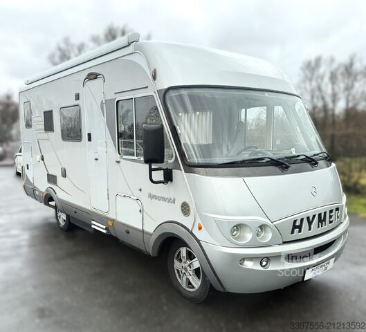 Integrated camper Hymer B525