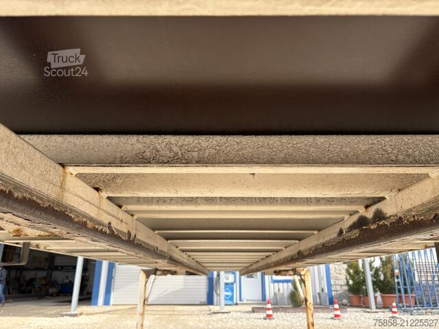 Değiştirilebilir kasa kutu yapılı Krone BDF Wechselkoffer Stahl Türen 2015