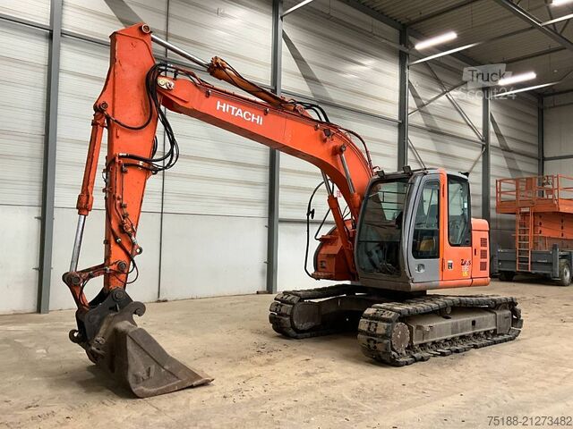 Raupenbagger Hitachi ZX 135 US