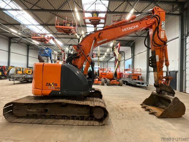 Raupenbagger Hitachi ZX 135 US 5-B