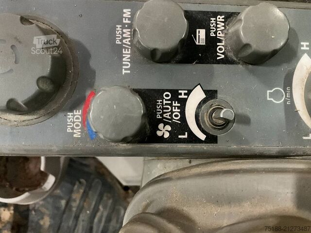 Raupenbagger Hitachi ZX 135 US 5-B