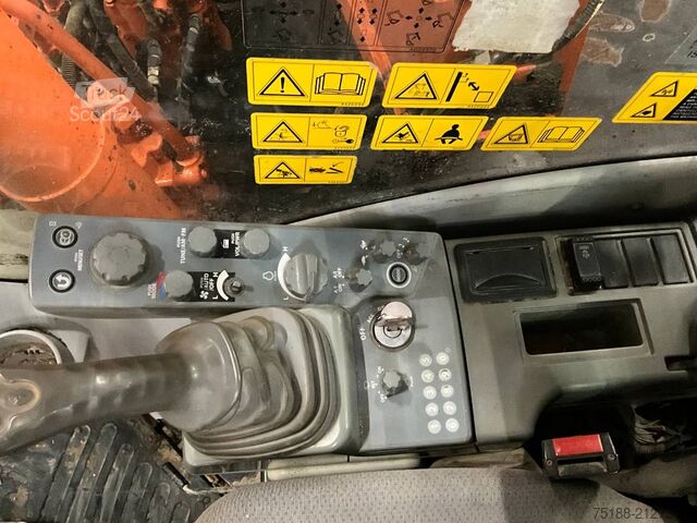 Raupenbagger Hitachi ZX 135 US 5-B