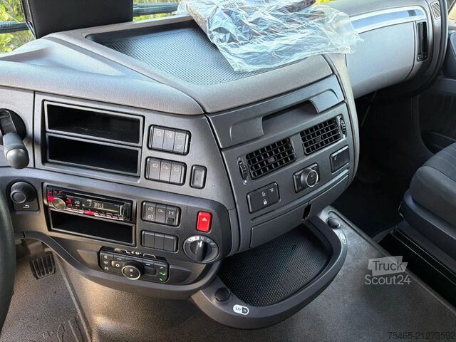 Volume-SZM DAF XF480 FT Super Space Cab Low Deck