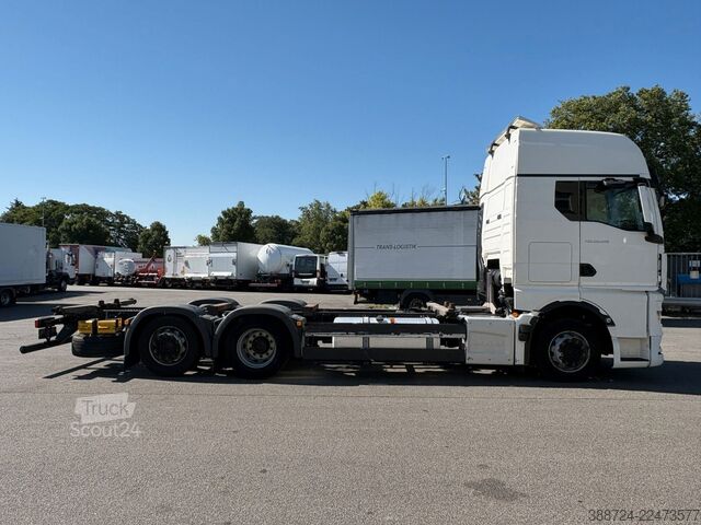 Mainomas kėbulo sunkvežimis MAN TGX 26.470*E6d*Intarder*Lift*TÜV*AHK*2 Tanks*