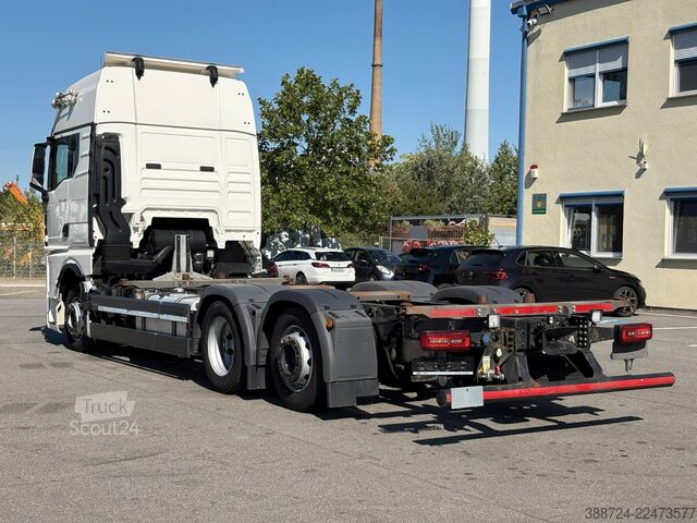 Mainomas kėbulo sunkvežimis MAN TGX 26.470*E6d*Intarder*Lift*TÜV*AHK*2 Tanks*
