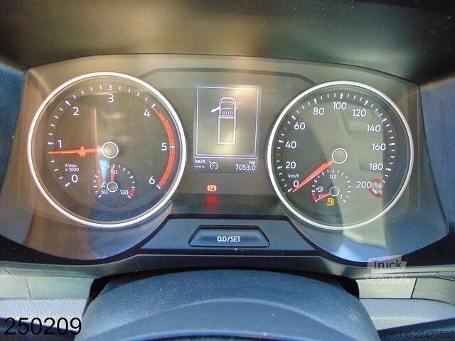 Skåpbil VW Crafter 2.0 TDI 35 180 2.0 TDI Maxi Klima-Kamera