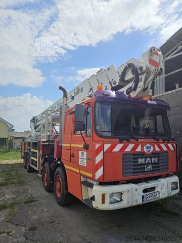 Arbeidsplattform Bronto Skylift 55 HDT