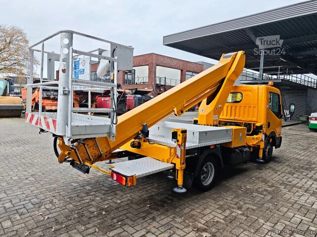 Подъемная платформа Nissan Cabstar 35.12 Ruthmann TB 220.2