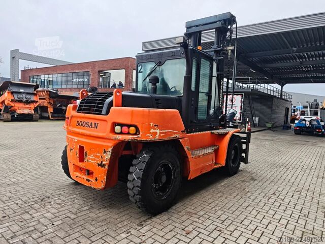 вилочный погрузчик Doosan D1105-5