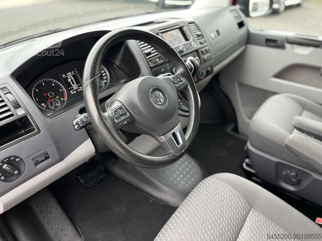 Autobus pasażerski Volkswagen Transporter Kombi 2.0 TDI DSG Automaat L2H1 BPM...