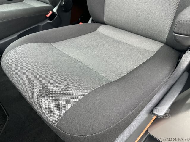 Autobus pasażerski Volkswagen Transporter Kombi 2.0 TDI DSG Automaat 150 pk  ...