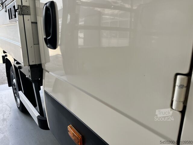 Platforma de încărcare Iveco Daily 35S11D 2.3 345 7 persoons 3500kg trekgewi...