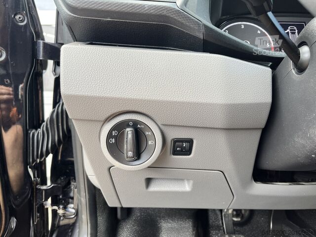 Kombi z wysokim dachem Volkswagen Transporter 2.0 TDI L2H1 DC 150PK Airco Cruise ...