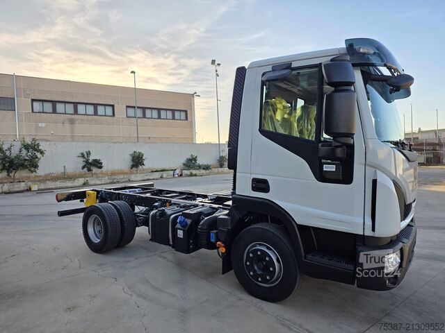 Kamyon şasisi Iveco 120EL25P