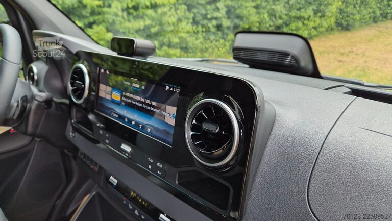 Minibüs MERCEDES-BENZ 517 Sprinter GSR 3 Automatik 22 SS Lagerfahrzeug