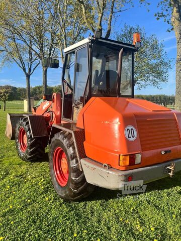 Kolový nakladač Atlas 86 E