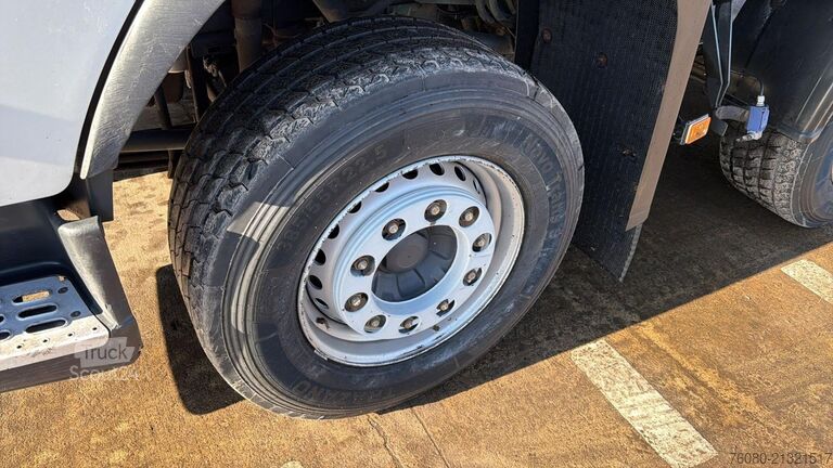 Camião-grua Volvo FH 440 (EFFER 850S + FLY JIB 6S / BE TRUCK / WI...