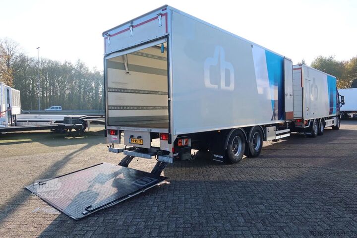 Mala Volvo FM 420 6x2 Bak + Dhollandia klep 1500 kg + Aanh...