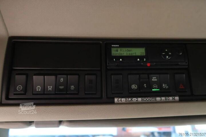 Mala Volvo FM 420 6x2 Bak + Dhollandia klep 1500 kg + Aanh...