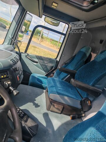 شاحنة قلابة DAF Cf 75 250