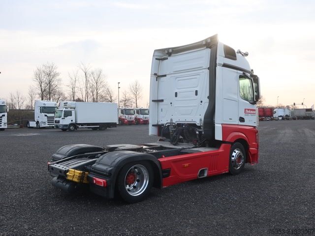 Tūrinis vilkikas Mercedes Benz 1851 LSNRL Actros Bigspace Alu Xenon Navi Retarder