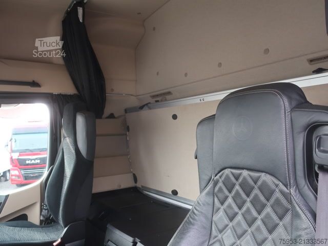 Yüksek hacimli çekici Mercedes Benz 1851 LSNRL Actros Bigspace Alu Xenon Navi Retarder