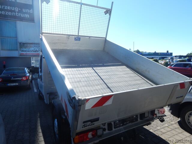 Benne trilatérale, projecteurs supplémentaires, cabine double Peugeot 3-Seiten Kipper  Schutz Boxer Pritsche+Navi+Kamera+AHK 3,5t